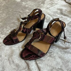 Marc fisher walina snakeskin block heel
